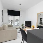 公寓 Rakow Szczesliwicki Park By Renters *