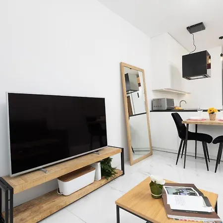 아파트 Rakow Szczesliwicki Park By Renters