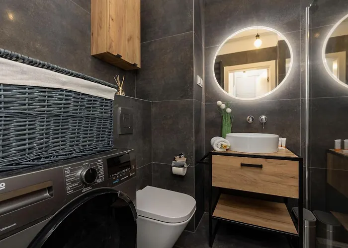 شقة Rakow Szczesliwicki Park By Renters